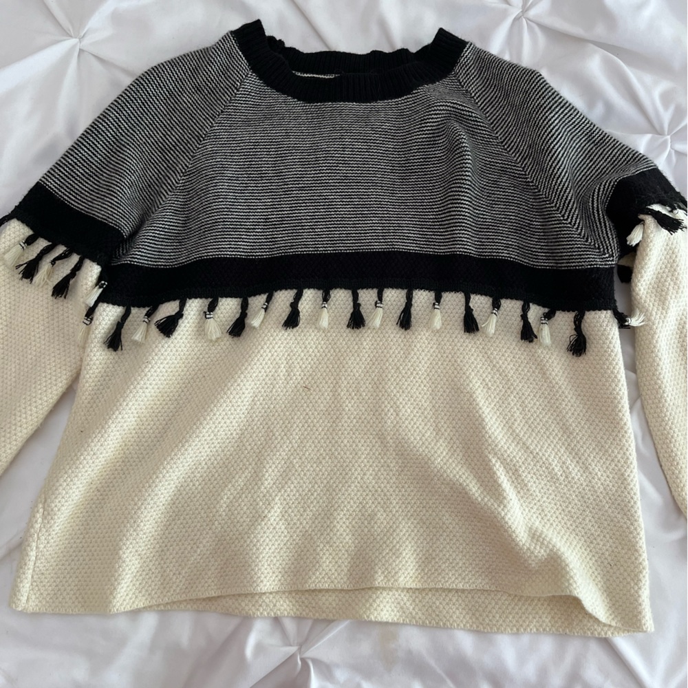 Black and White sweater